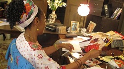Otorgan Premio Caracol a Gloria Rolando