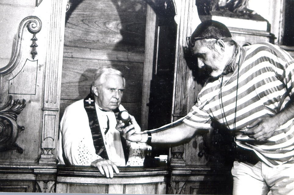 Santiago Álvarez en filme Adorables mentiras