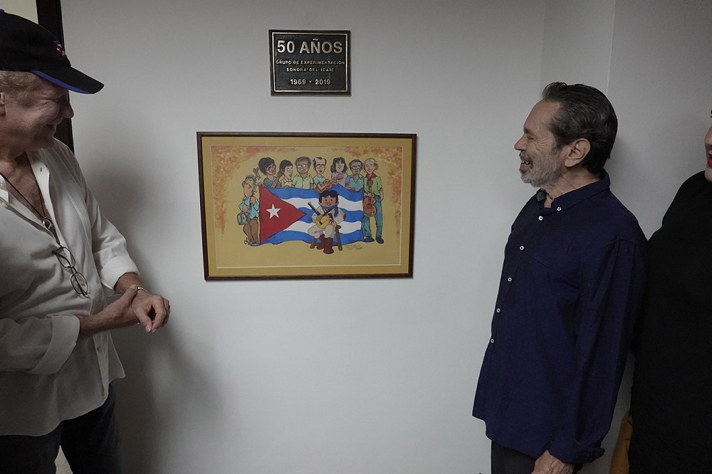 Tarja por los cincuenta años del GESI