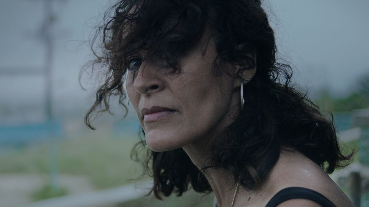 Lola Amores en la pelicula La Mujer Salvaje