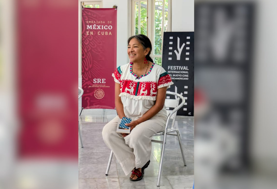 Conversatorio “Conoce a Ángeles Cruz”