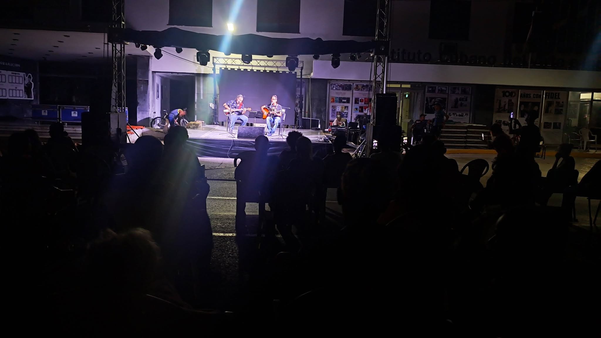 Cantar los 80s, un viaje al ADN cinematográfico de Cuba a través de la trova